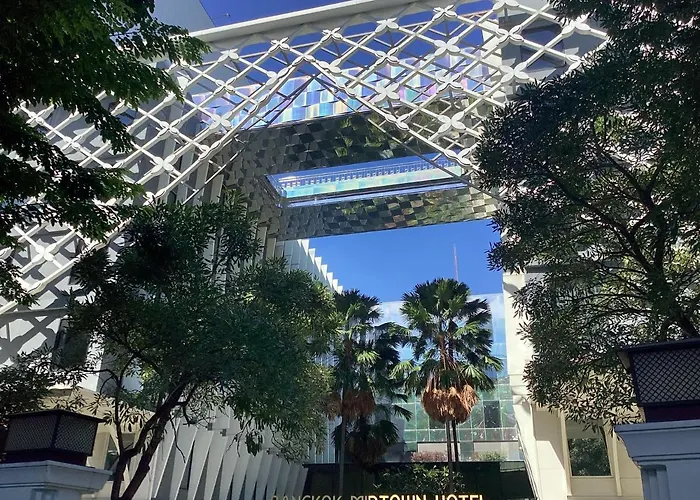 Midtown Hotel
