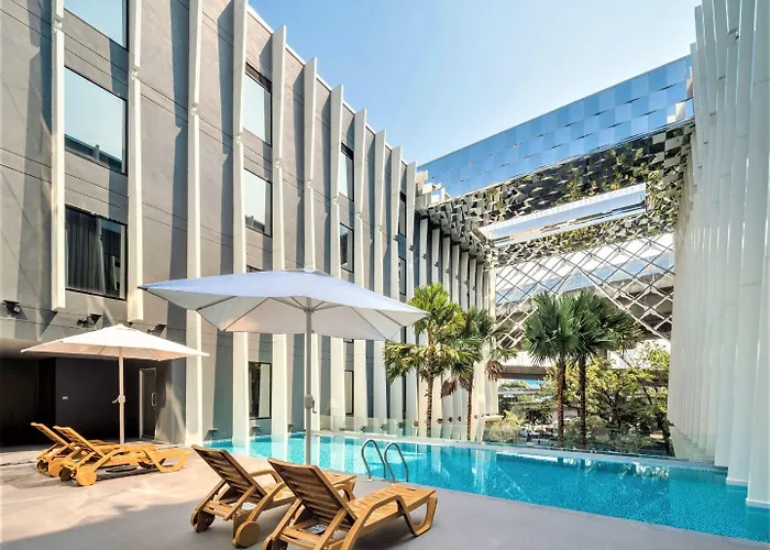 Midtown 4*