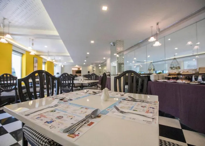 Hotel Midtown 4*