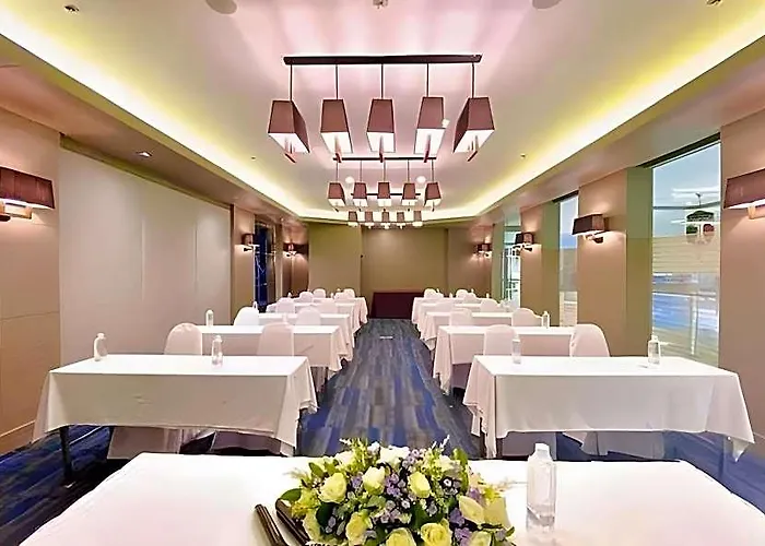 Midtown Hotel 4*