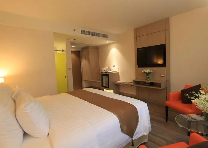 Midtown Hotel 4*